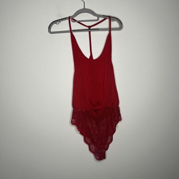 Free People Women's Bodysuit Size Small Red Spaghetti Strap Lace - Picture 16 of 16